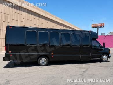2006 Ford E-450 Diesel Limo Bus Tiffany Coach Builder - Limo Bus for Sale in Las Vegas, NV - Photo 9