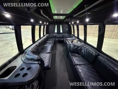 2006 Ford E-450 Diesel Limo Bus Tiffany Coach Builder - Limo Bus for Sale in Las Vegas, NV - Photo 11