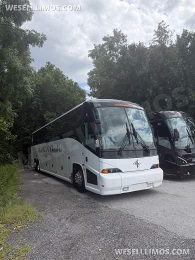 2010 MCI J4500 Motorcoach for Sale in Annapolis, MD - Main Photo