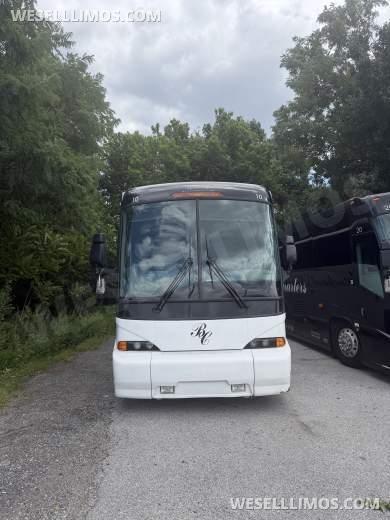 2010 MCI J4500 Motorcoach - Motorcoach for Sale in Annapolis, MD - Photo 6
