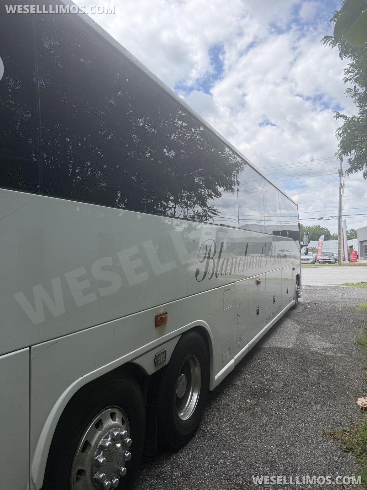 Motorcoach for Sale in Annapolis, MD - Photo 9
