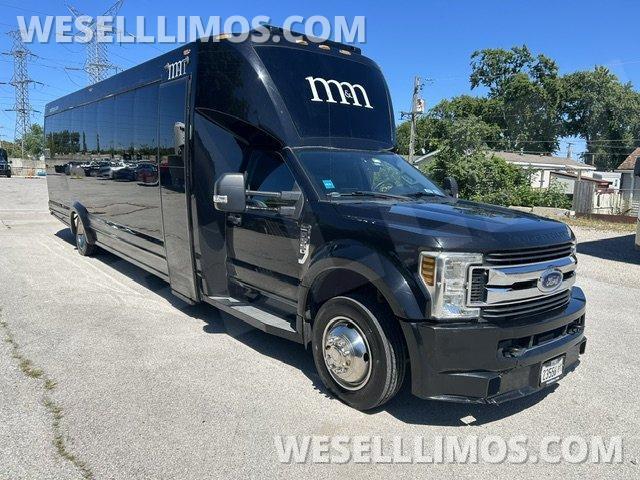 Executive Shuttle for Sale in Chicago, IL - Main Photo