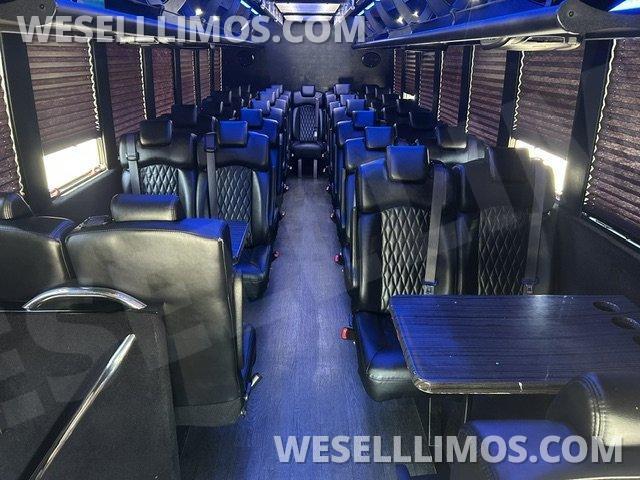 Executive Shuttle for Sale in Chicago, IL - Photo 10