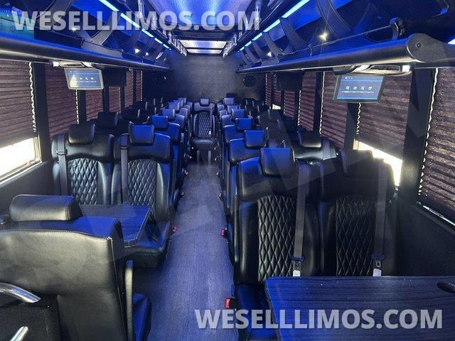 Executive Shuttle for Sale in Chicago, IL - Photo 12