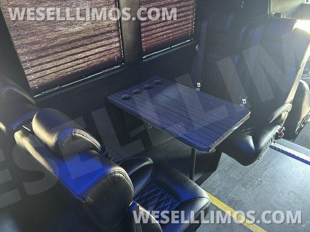 Executive Shuttle for Sale in Chicago, IL - Photo 15
