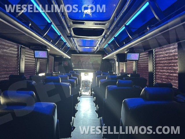 Executive Shuttle for Sale in Chicago, IL - Photo 17
