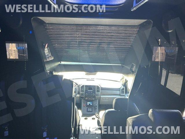 Executive Shuttle for Sale in Chicago, IL - Photo 18