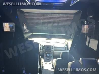 2019 Ford F-550 by Tiffany Coachbuilders - Executive Shuttle for Sale in Chicago, IL - Photo 18