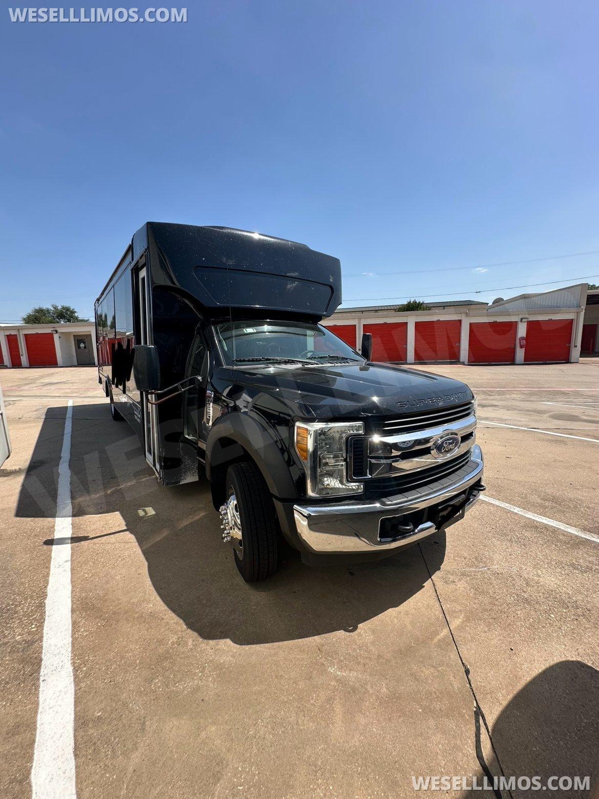 Executive Shuttle for Sale in Dallas, TX - Photo 2