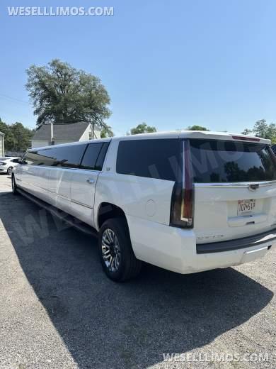 2015 Unk Chevrolet Suburbalade 200" Limousine - Limousine for Sale in Burtonsville, MD - Photo 5