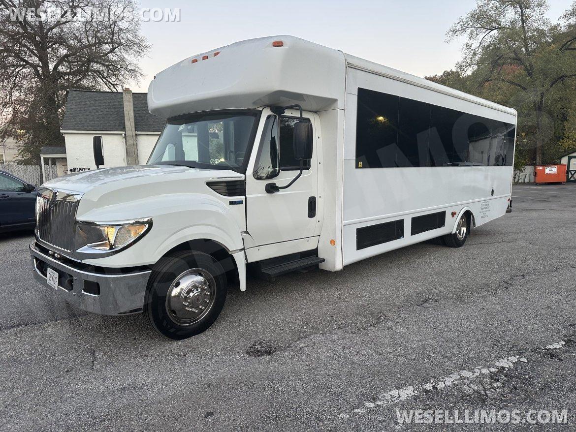 Limo Bus for Sale in Burtonsville, MD - Photo 2