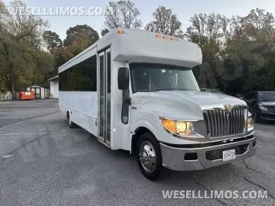 2013 Unk International IC Limousine Bus Limo Bus - Limo Bus for Sale in Burtonsville, MD - Photo 4