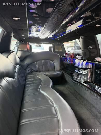 2014 Lincoln MKT Limousine for Sale in Ocoee, FL - Photo 2