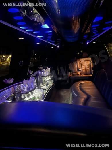 2014 Executive coach Lincoln MKT Limousine - Limousine for Sale in Ocoee, FL - Photo 5