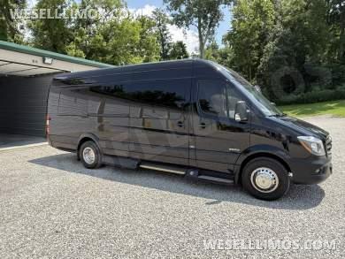 2016 Mercedes Benz Sprinter 3500 Sprinter for Sale in Columbia, IL - Photo 3