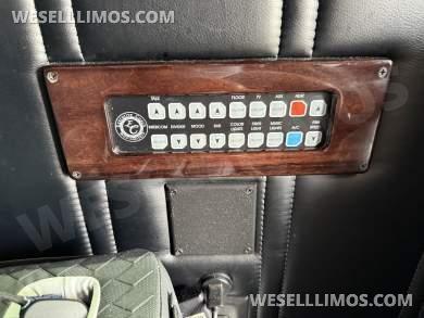 2016 Executive Coach Builders Mercedes Benz Sprinter 3500 Sprinter - Sprinter for Sale in Columbia, IL - Photo 10