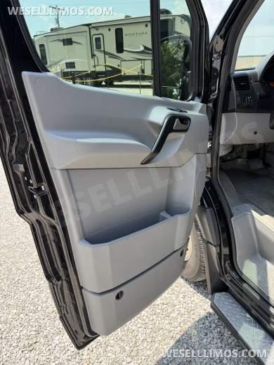 2016 Executive Coach Builders Mercedes Benz Sprinter 3500 Sprinter - Sprinter for Sale in Columbia, IL - Photo 17
