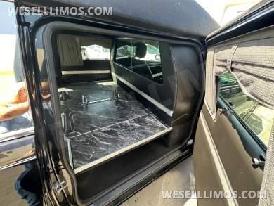 2019 Eagle Coach Cadillac XTS Kensington Funeral - Funeral for Sale in Carson, CA - Photo 12