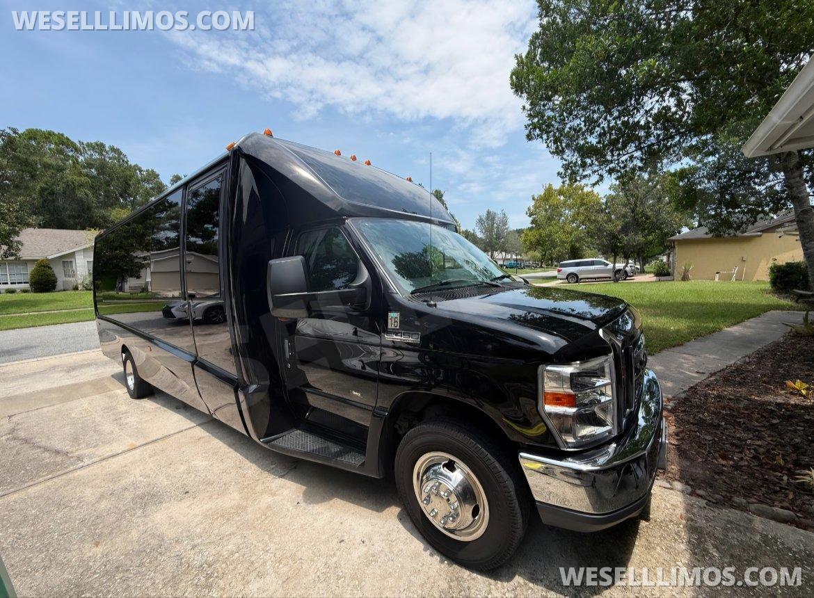 Executive Shuttle for Sale in Bushnell, FL - Photo 4