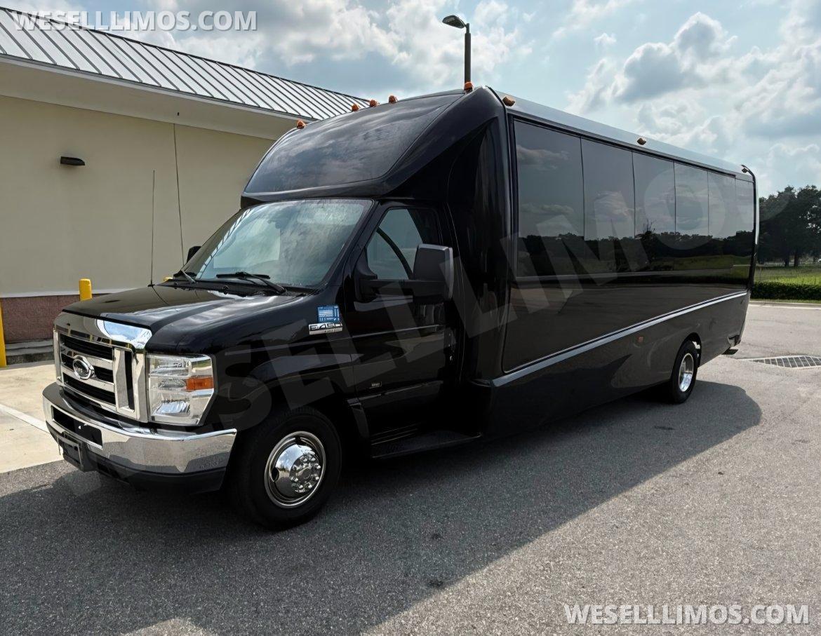 Executive Shuttle for Sale in Bushnell, FL - Main Photo