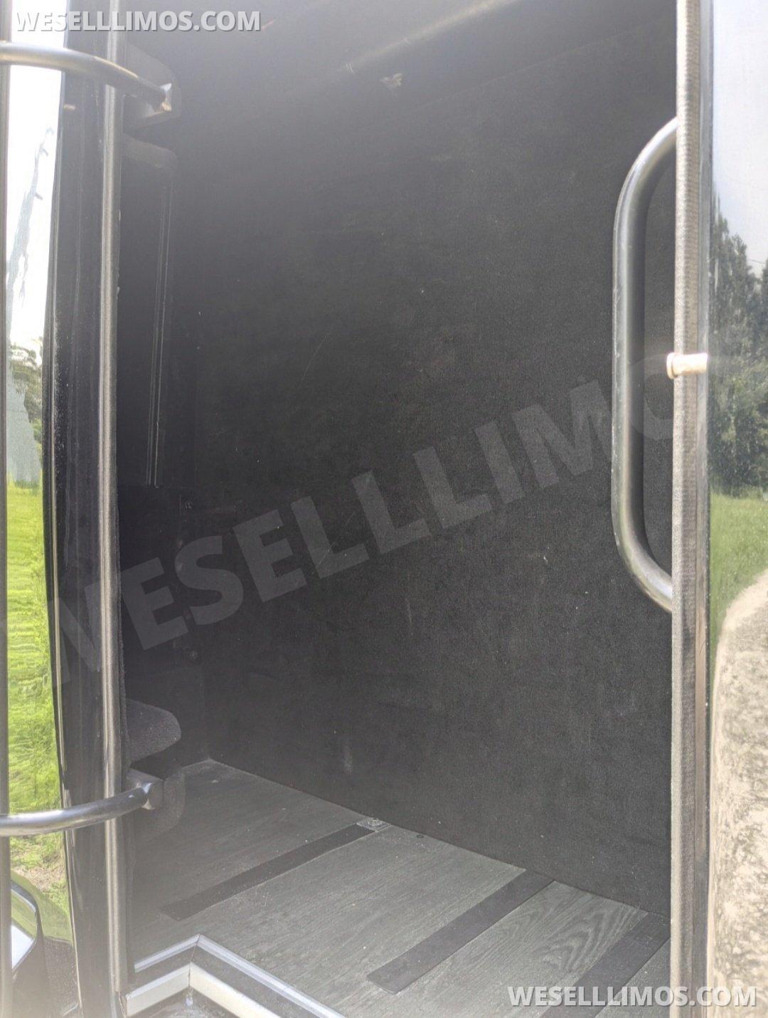 Executive Shuttle for Sale in Bushnell, FL - Photo 12