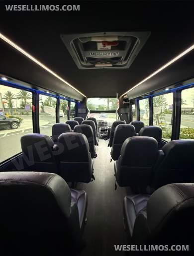 2017 Grech Coachworks Ford E450 Executive Shuttle - Executive Shuttle for Sale in Bushnell, FL - Photo 10