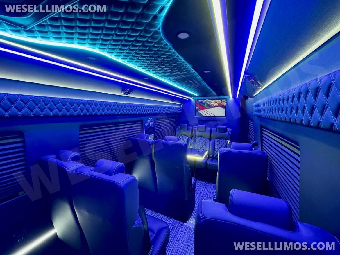 Executive Shuttle for Sale in Erie, PA - Photo 9