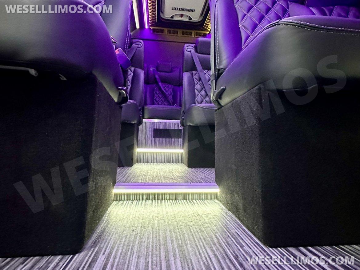 Executive Shuttle for Sale in Erie, PA - Photo 17