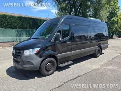 2019 Mercedes Sprinter Smartliner - Sprinter for Sale in Baldwin, NY - Photo 3