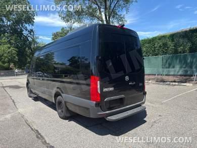 2019 Mercedes Sprinter Smartliner - Sprinter for Sale in Baldwin, NY - Photo 7