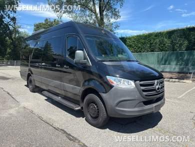2019 Mercedes Sprinter Smartliner - Sprinter for Sale in Baldwin, NY - Photo 14