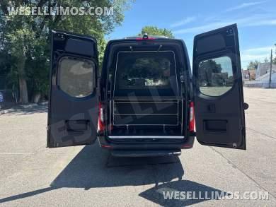 2019 Mercedes Sprinter Smartliner - Sprinter for Sale in Baldwin, NY - Photo 31