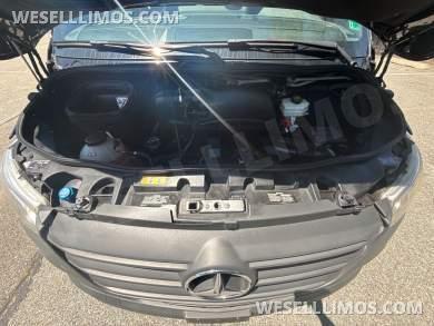 2019 Mercedes Sprinter Smartliner - Sprinter for Sale in Baldwin, NY - Photo 40