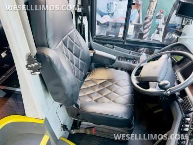 2019 Volvo 9700 Motorcoach - Motorcoach for Sale in Anaheim, California, United States - Photo 13