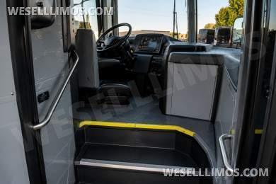 2019 Volvo 9700 Motorcoach - Motorcoach for Sale in Anaheim, CA - Photo 5