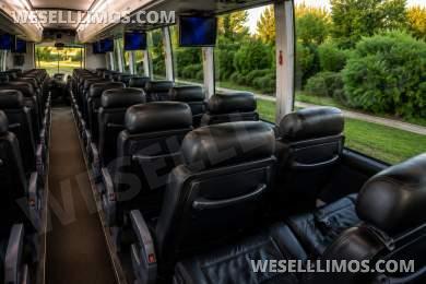 2019 Volvo 9700 Motorcoach - Motorcoach for Sale in Anaheim, CA - Photo 7