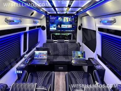 2022 4x4 Auto Elite Road Liner Limousine 15 Passenger Mercedes-Benz Sprinter - Sprinter for Sale in Elkhart, IN - Photo 22