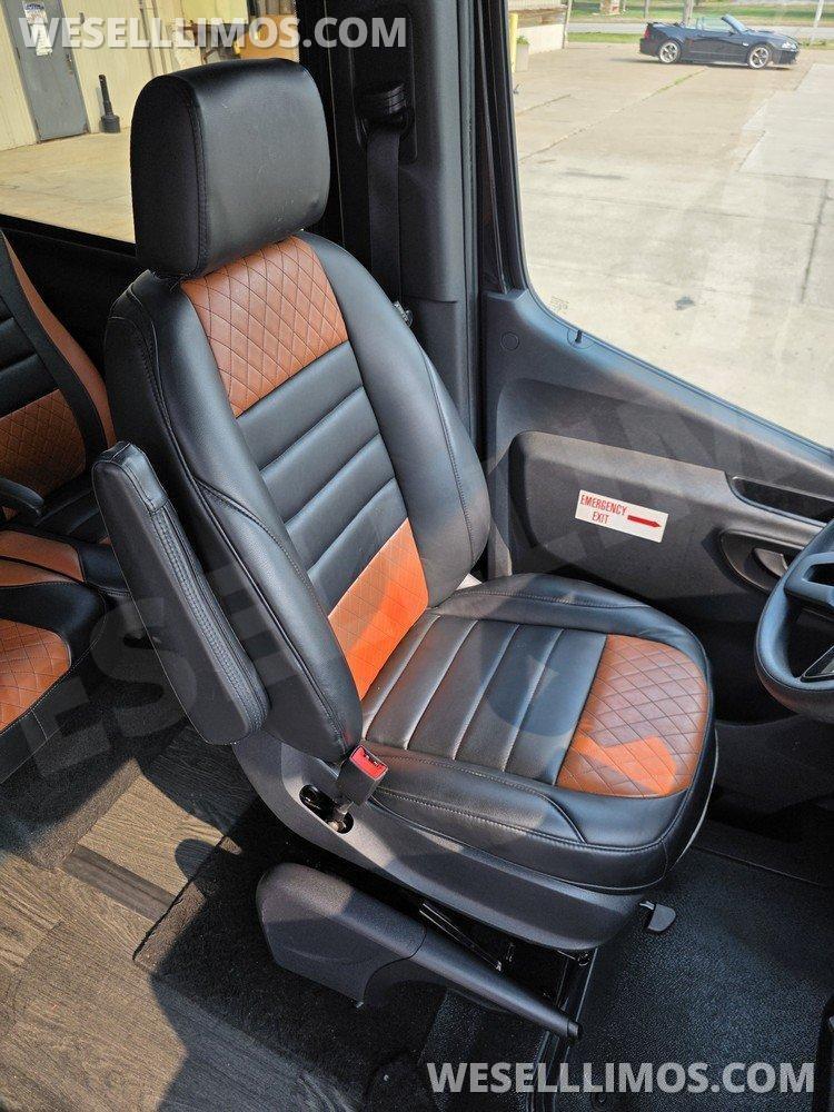 Executive Shuttle for Sale in Erie, PA - Photo 2