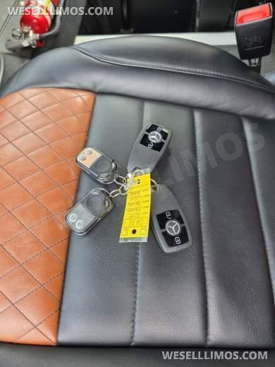 2019 LA West Mercedes-Benz Sprinter 3500 Executive Shuttle - Executive Shuttle for Sale in Erie, PA - Photo 19
