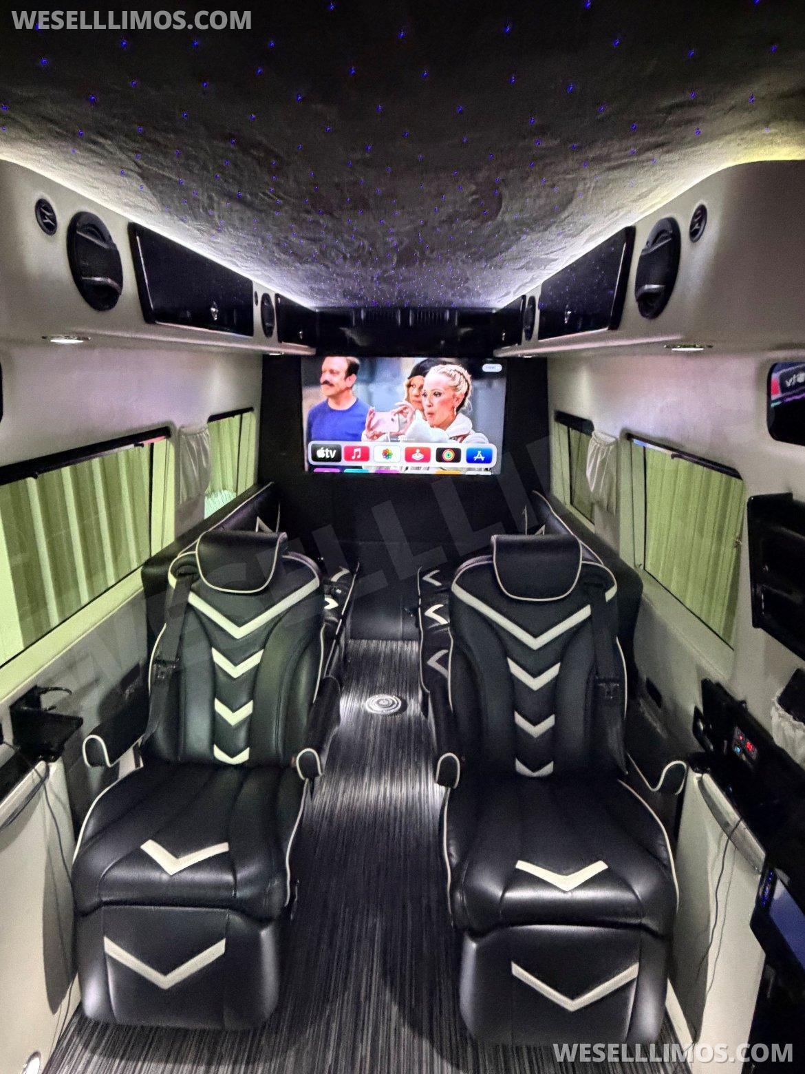Executive Shuttle for Sale in Cuero, TX - Photo 8