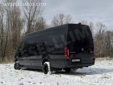 2026 AWD Starlight Ceiling Elite Pullman 15 Passenger Auto Elite Mercedes-Benz Sprinter - Sprinter for Sale in Elkhart, IN - Photo 49