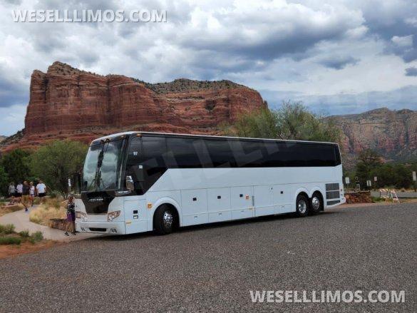2020 Prevost H3-45