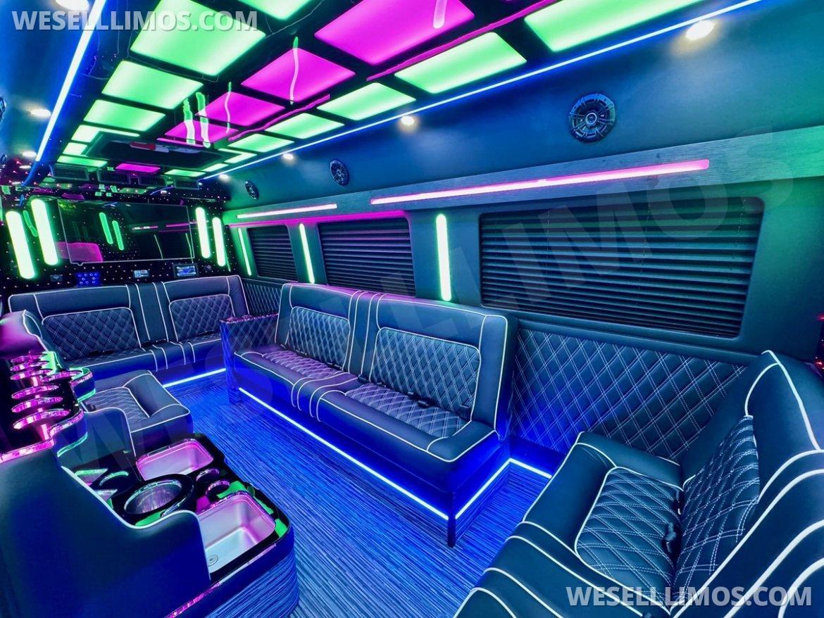 Limo Bus for Sale in Erie, PA - Photo 2