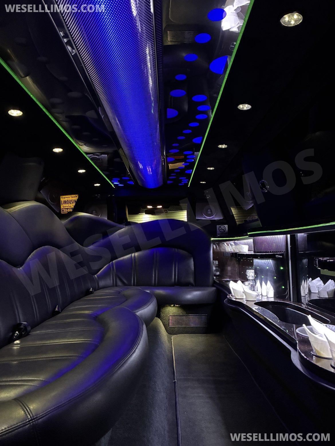 Limousine for Sale in Spotswood, NJ - Photo 3