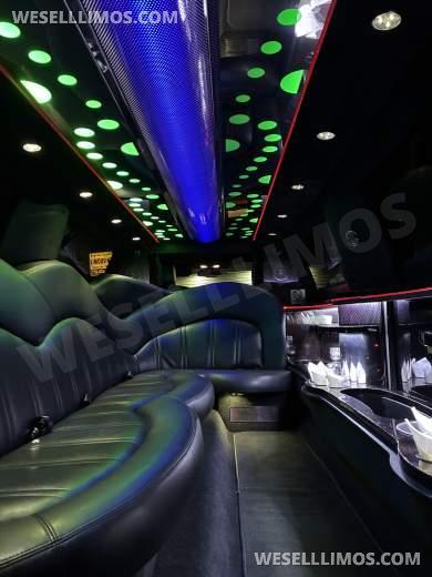 2014 Lincoln Mkt Limousine for Sale in Spotswood, NJ - Main Photo