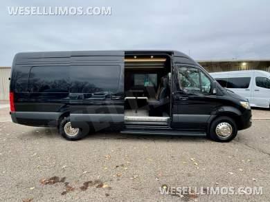 2026 Global Motor Coach Mercedes-Benz Sprinter Corporate Shuttle Bus - Shuttle Bus for Sale in Erie, PA - Photo 11