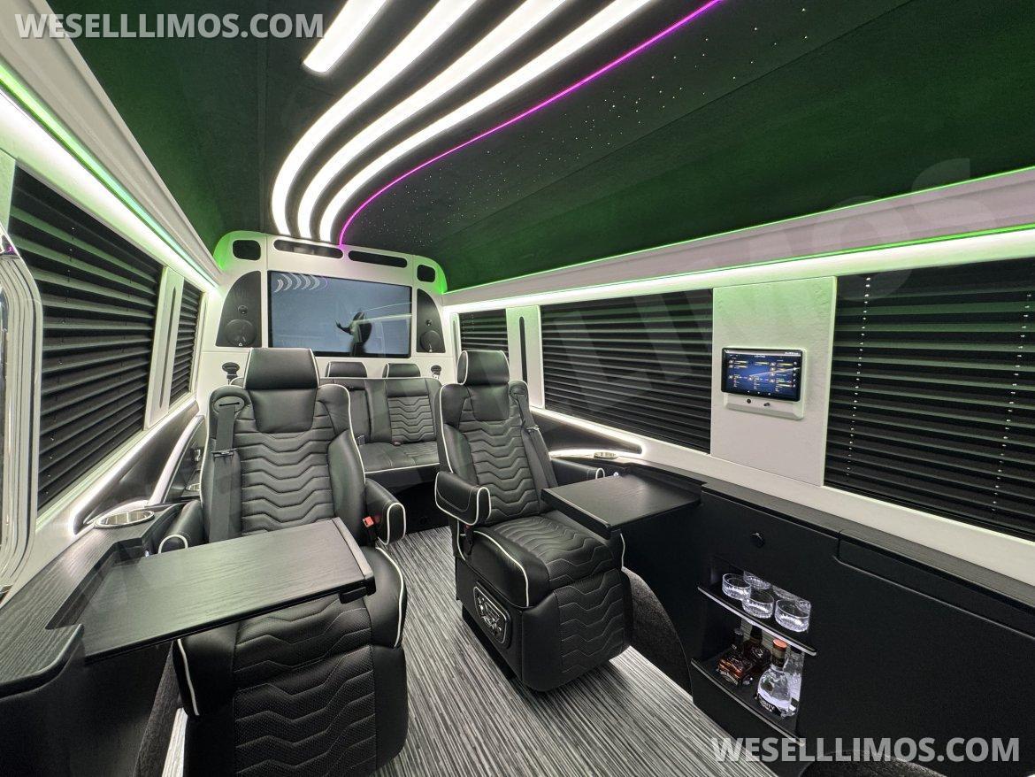 Sprinter for Sale in Springfield, MO - Main Photo