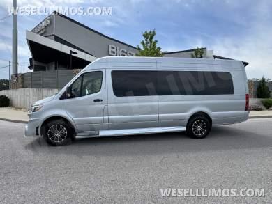 2026 First Class Customs, Inc. Mercedes-Benz Ultimate Class Sprinter - Sprinter for Sale in Springfield, MO - Photo 25