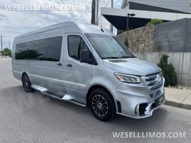 2026 First Class Customs, Inc. Mercedes-Benz Ultimate Class Sprinter - Sprinter for Sale in Springfield, MO - Photo 28