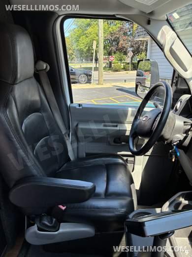 2014 Tiffany Ford E450 Limo Bus - Limo Bus for Sale in Spotswood, NJ - Photo 3